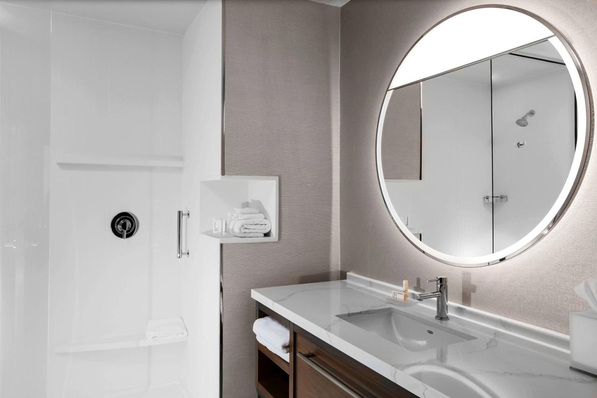 Courtyard By Marriott Thomasville Downtown Екстер'єр фото